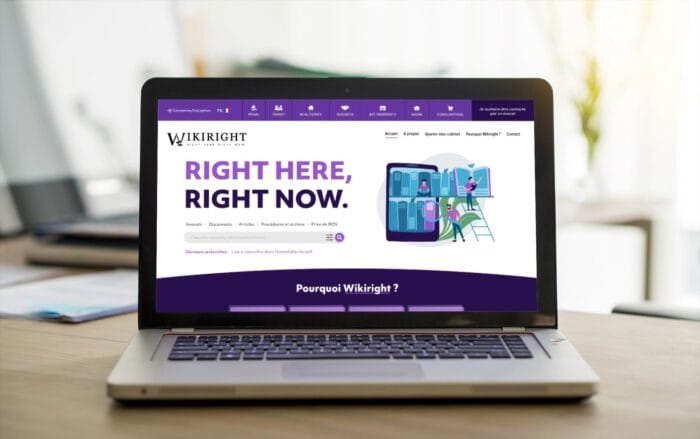 Site web moderne et interactif sur ordinateur portable, projet de Comhit pour une identité de marque forte et engageante.
